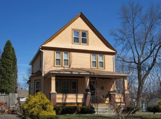 221 E 14th St, Elyria, OH 44035