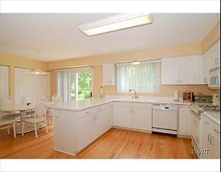 2nd image of 2817 Whispering Oaks Dr
