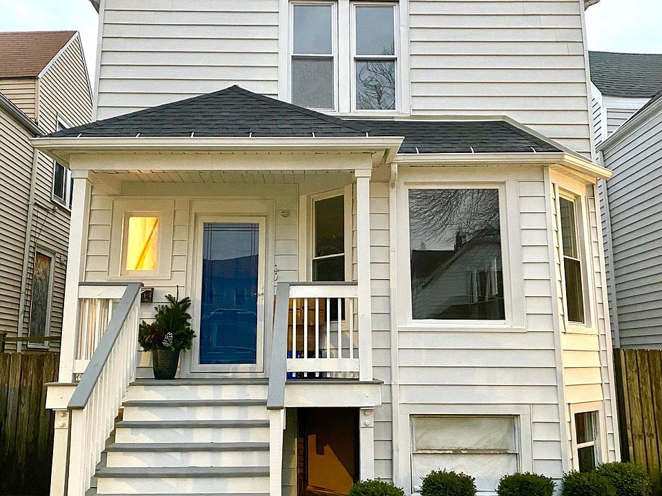 1st image of 3531 N Whipple St #2
