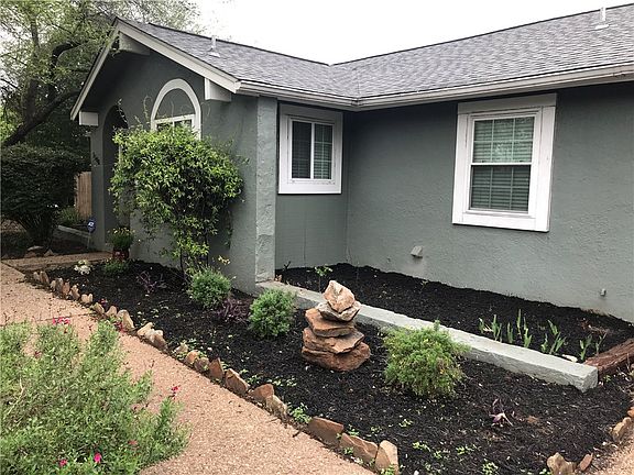 3rd image of 1500 Jackson Dr
