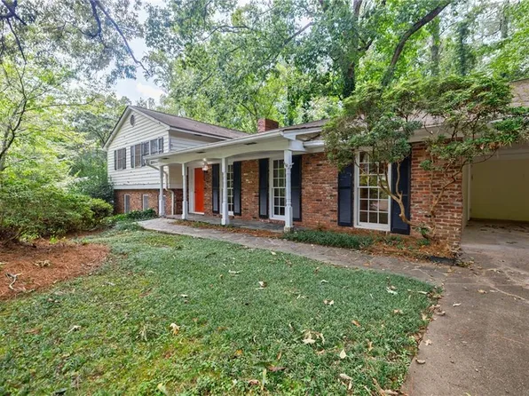 680 Edgewater Trl, Atlanta, GA 30328