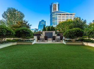 3334 Peachtree Rd NE APT 910, Atlanta, GA 30326