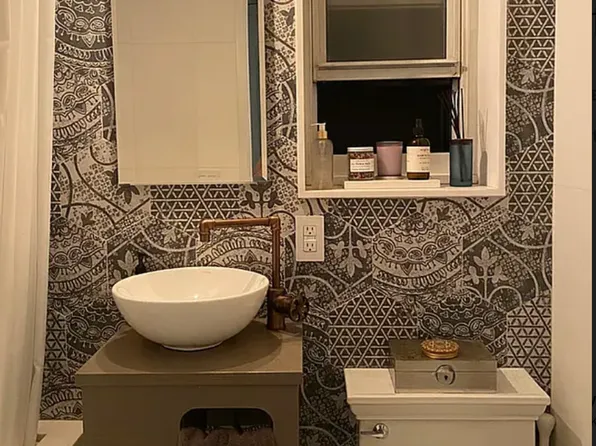 135 East 39th Street image 10 of 20