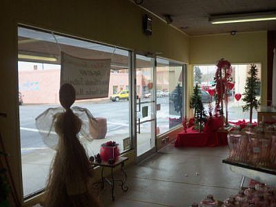 FRONT AND SIDE WINDOW