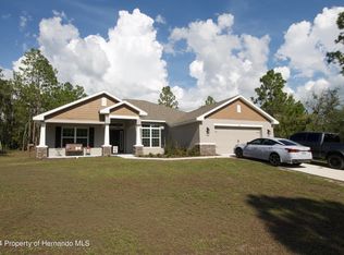 14110 English Parrot Rd, Weeki Wachee, FL 34614