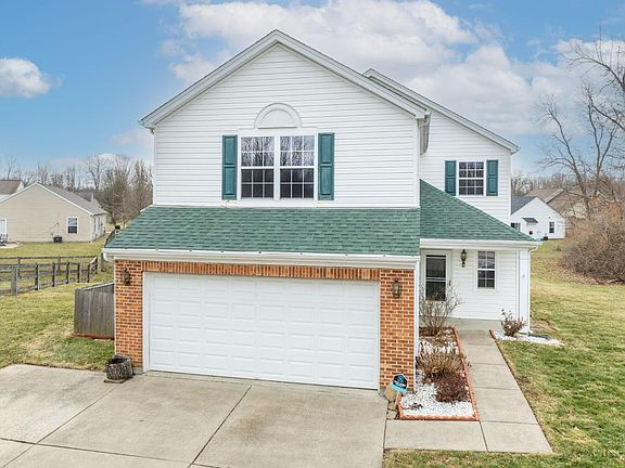 2nd image of 1024 Canterbury Ln