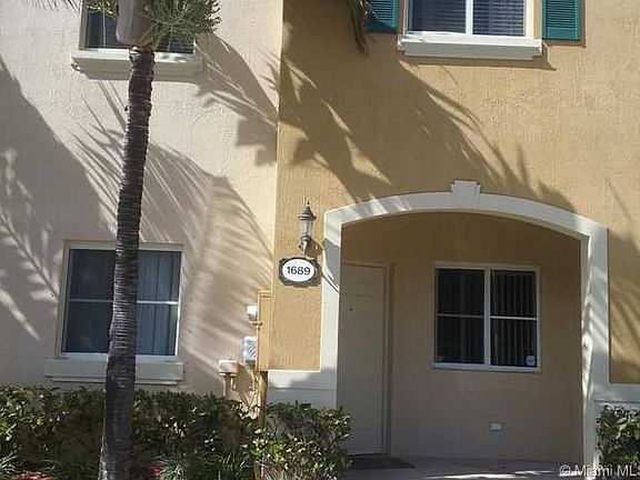 2nd image of 1689 SE 31st Ct #1689