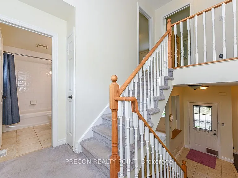 100 Beddoe Dr #4 — Photo 21