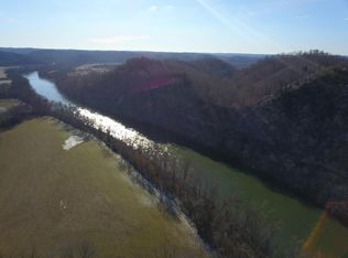 154 Scotts River Dr, Burkesville, KY 42717
