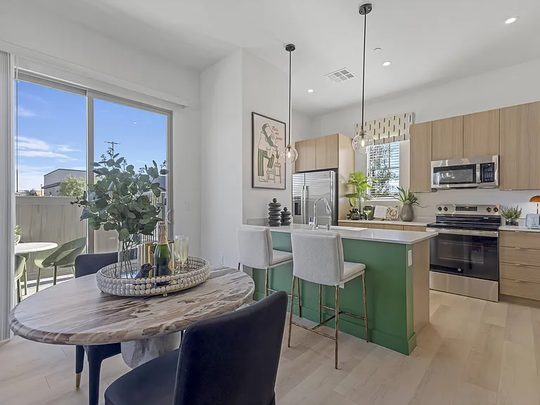 Elysian Homes at Cadence — Photo 37