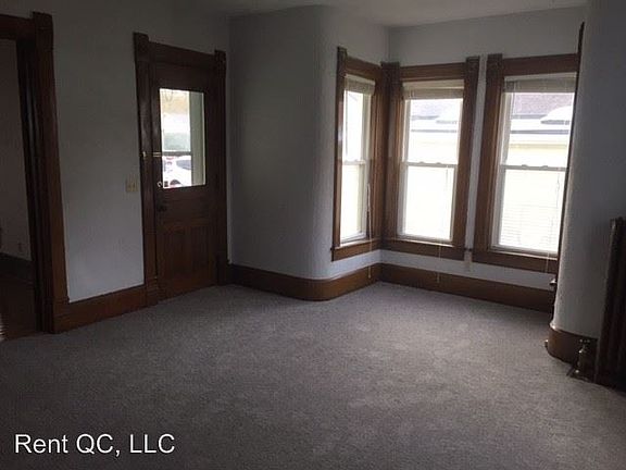 2nd image of 541 N Russell Ave #1
