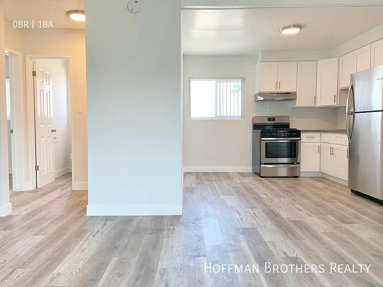 4050 W El Segundo Blvd #5 — Photo 3