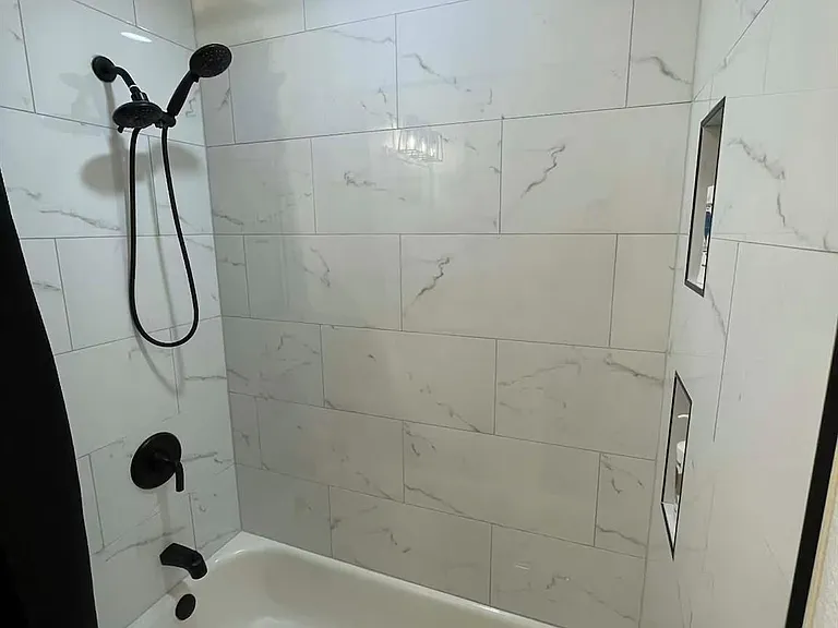 1401 Tetbury Ln — Photo 19