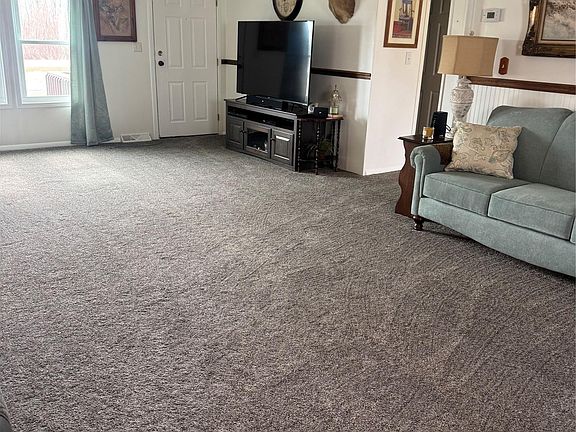 3rd image of 700 Obrien Rd