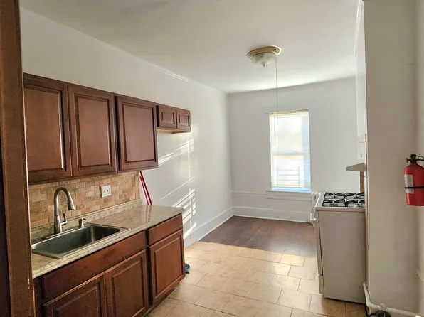 267 Forrest Street image 3 of 13