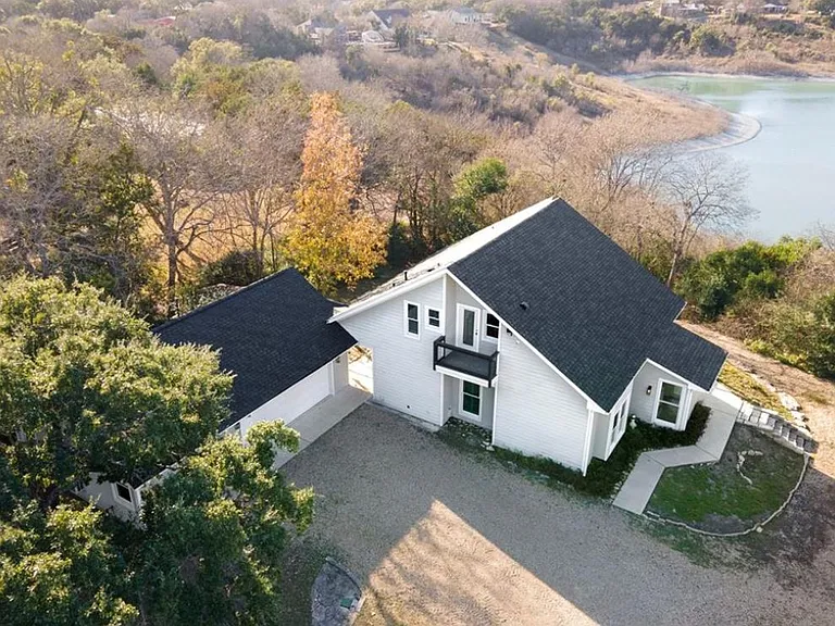 506 Centex Sportsman Club Rd — Photo 1