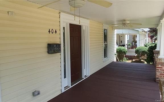 4th image of 404 S Yadkin Ave