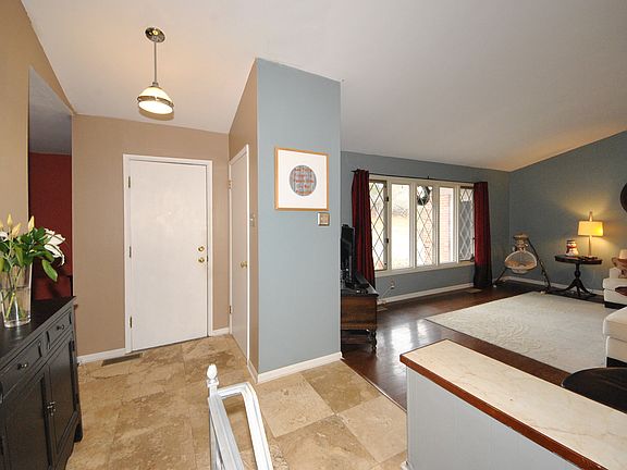2nd image of 1324 Monacco Ct