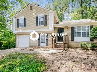 473 Maid Marion Ln, Stone Mountain, GA 30087