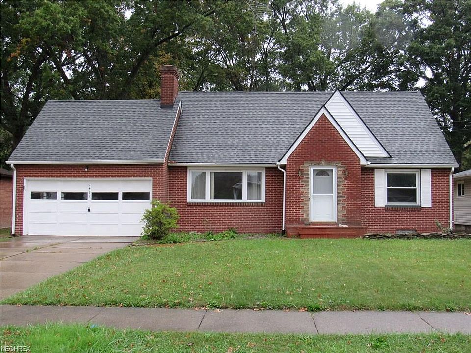 1st image of 1411 Guarnieri Dr NE