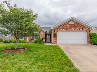 607 Tristin Trl, Jeffersonville, IN 47130