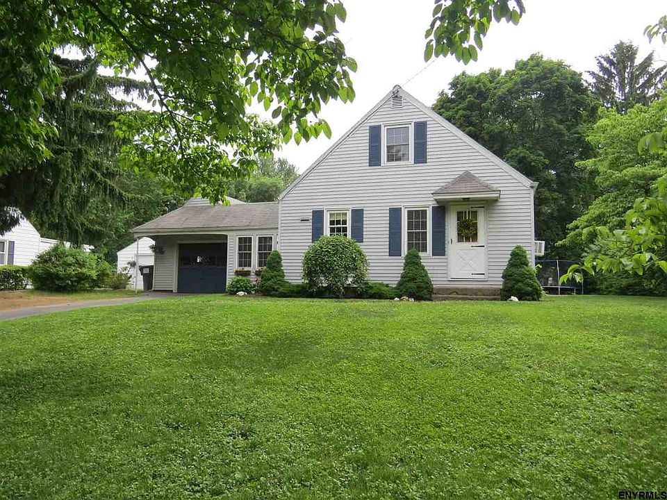 1st image of 23 Hilda Ct