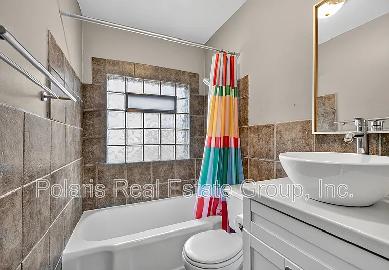 5428 E 10th St — Photo 23