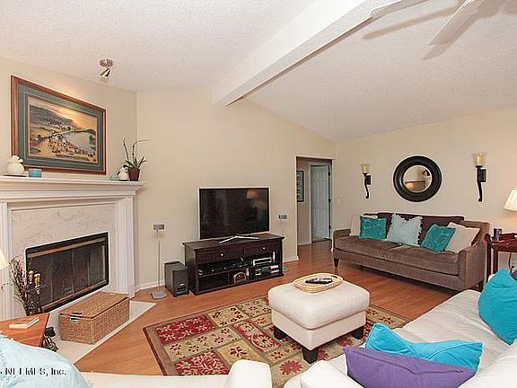 4th image of 12144 Banyan Tree Dr