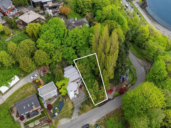 1601 Ferry Avenue SW, Seattle, WA 98116