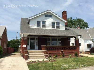 8222 Dorothy Ave, Parma, OH, 44129