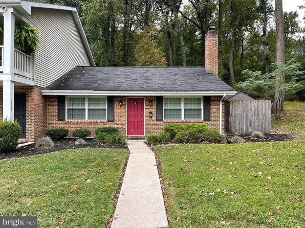 901 Rhue Haus Ln, Hummelstown, PA 17036