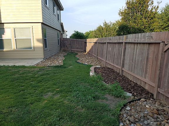 Side Entrance to Backyard