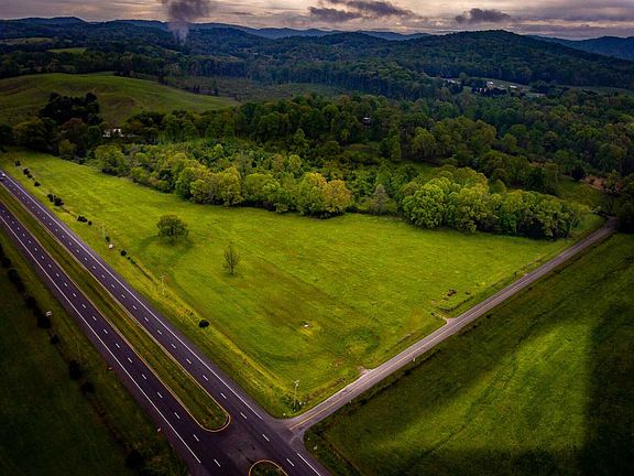 3rd image of Andrew Johnson Hwy