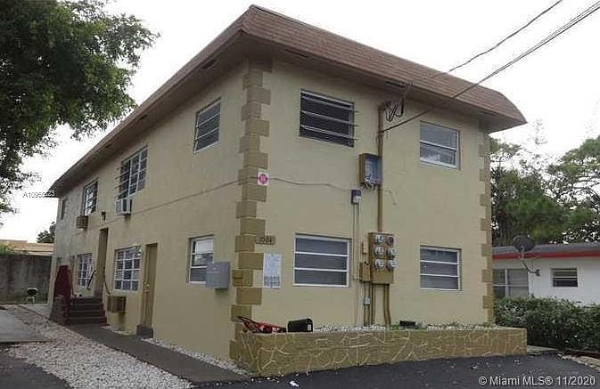 1st image of 1000 NW 2nd St APT 1