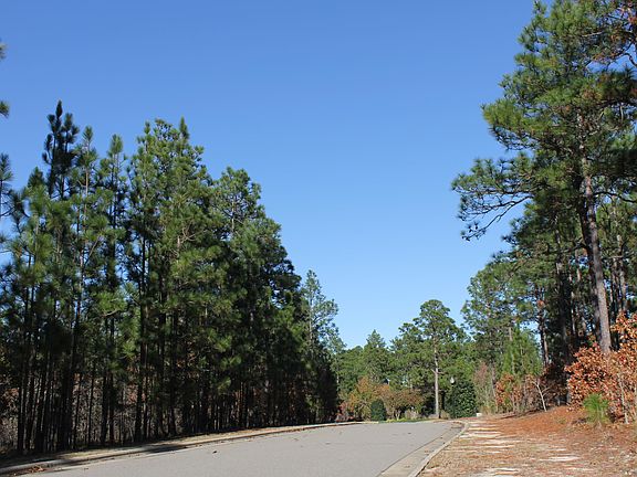 4th image of 11 Cumberland Dr