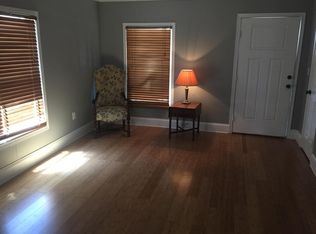 7 W Warehouse Ct, Taylors, SC 29687