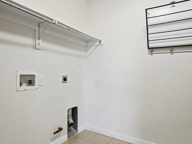 3011 Clear Springs Dr — Photo 30