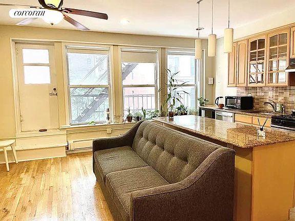 4th image of 101 W 27th St #3-F