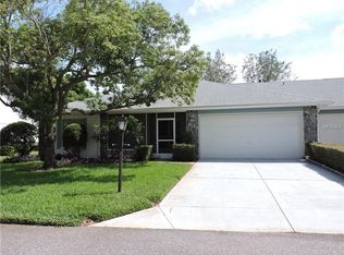 10940 Sandtrap Dr, Port Richey, FL 34668