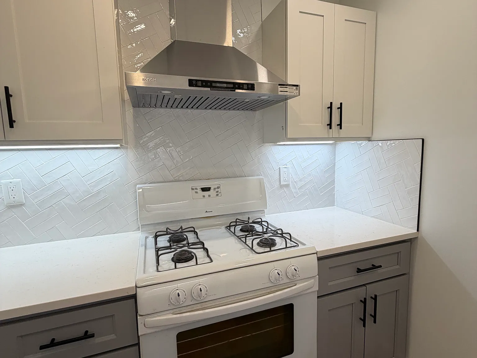 1 bed, 790 sqft, $1,900 — Photo 4
