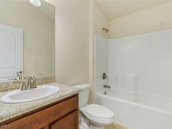 4th image of 2618 NW 15th St