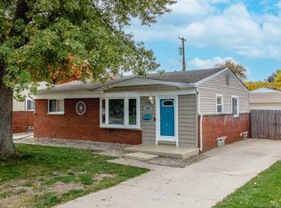 9570 Pardee Rd, Taylor, MI 48180