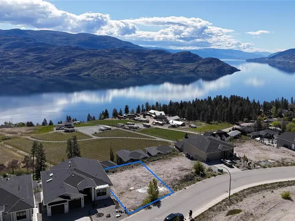 6042 Gerrie Rd, Peachland, BC V0H 1X4