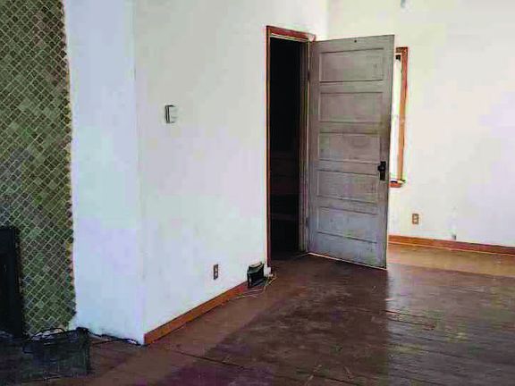 3rd image of 12003 Wade Park Ave