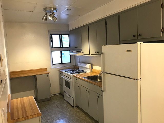 1st image of 20-15 23rd St #2