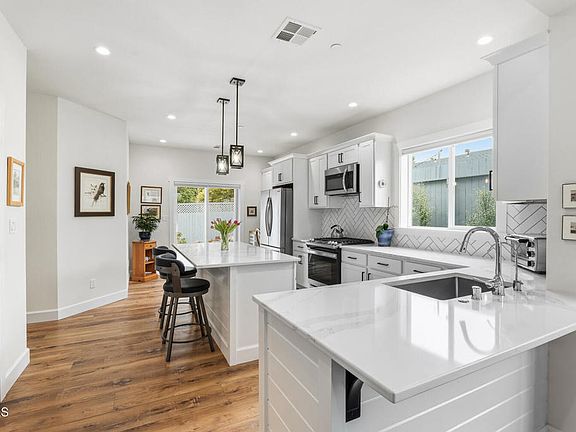 4th image of 151 Halsey Way