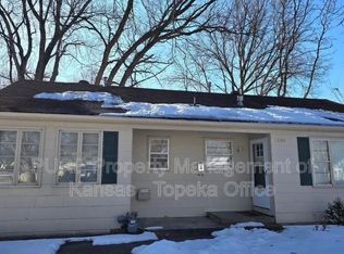 2309 SW 25th Dr, Topeka, KS 66611