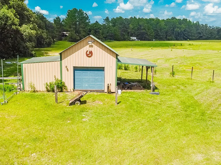 390 Bob Brooks Rd — Photo 3
