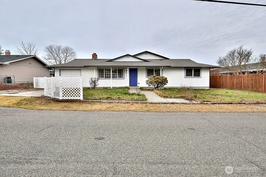 732 E Cedar Street photo 1