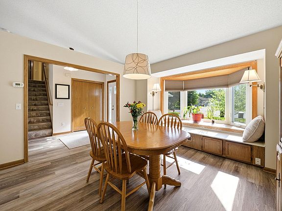 3rd image of 14281 Crofton Ct